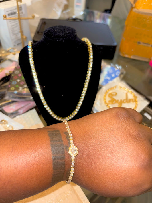 Favored bracelet